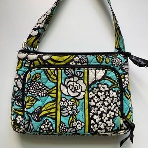 🦋3/$20 VERA BRADLEY CROSSBODY BAG